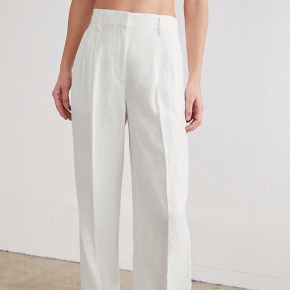 Aritzia Effortless Linen Pant - Picture 3 of 3